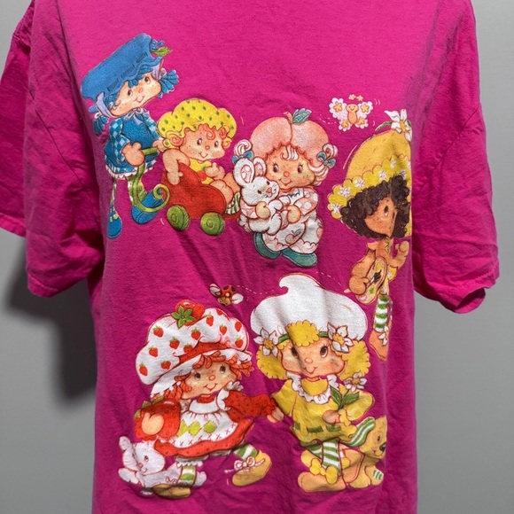 Strawberry Shortcake and Friends Character Pink T-shirt Large - Picture 2 of 4